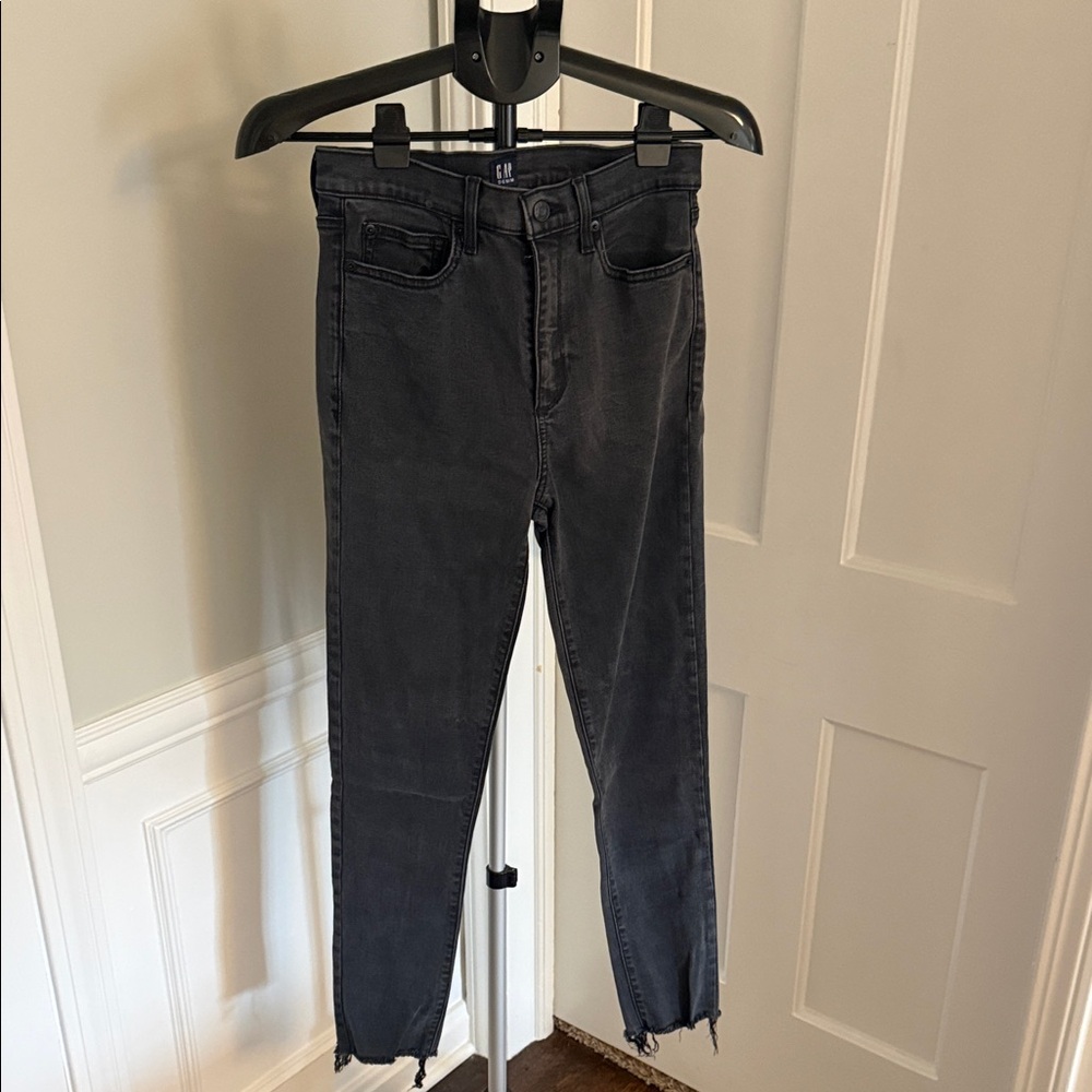 GAP High-Rise Women’s True Skinny Jeans in Washed Black 28 Tall